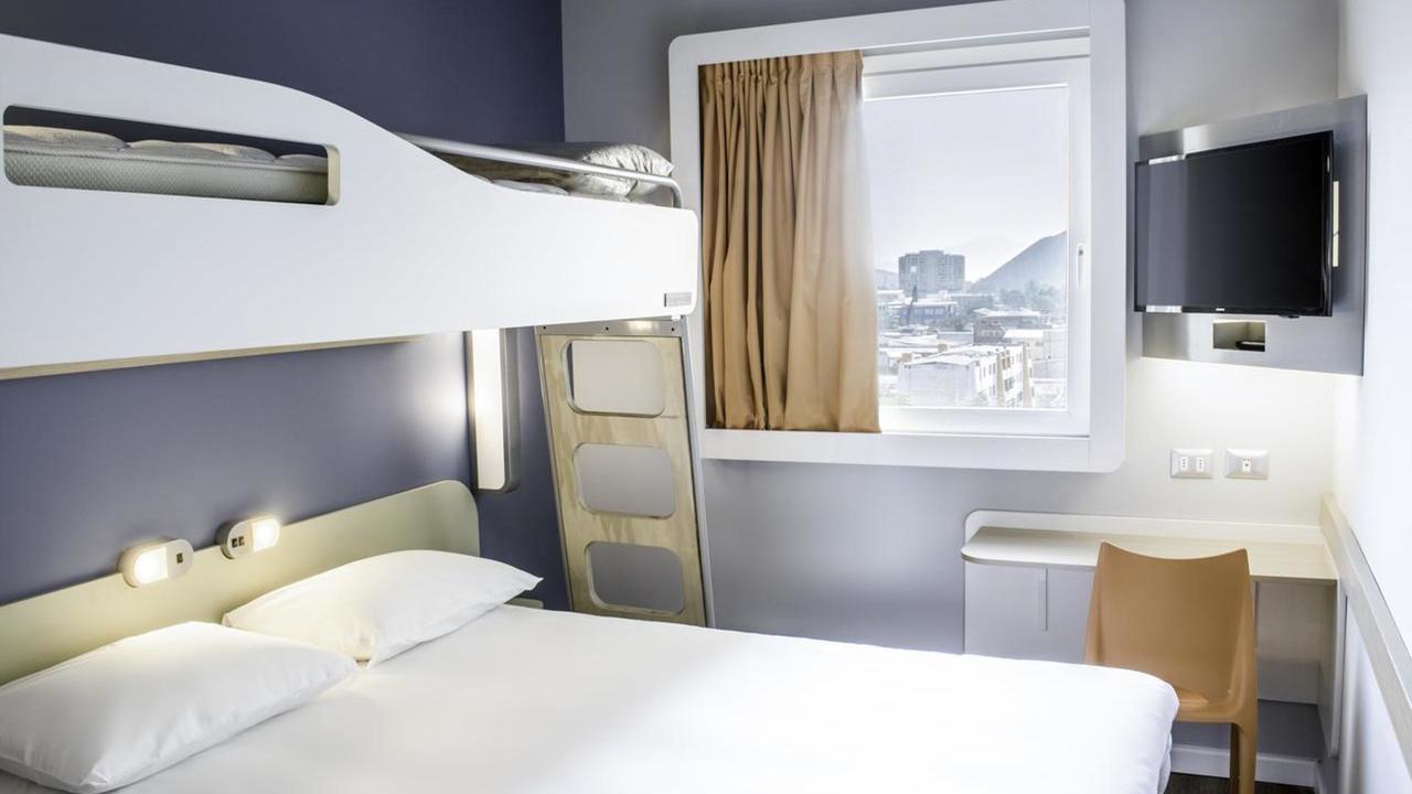 Ibis Budget Calama Exterior photo