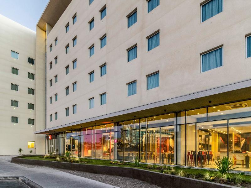 Ibis Budget Calama Exterior photo
